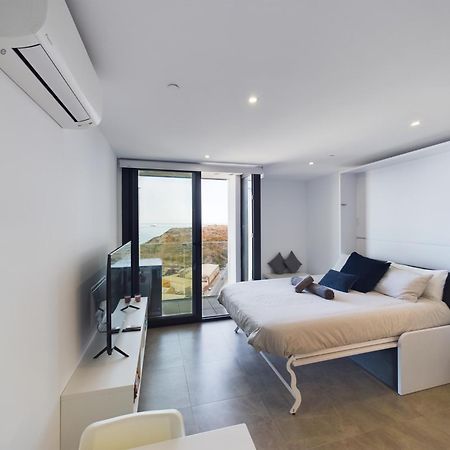 Luxury Sunrise Beach And Oceanview Room With Balcony Gibraltar Luaran gambar